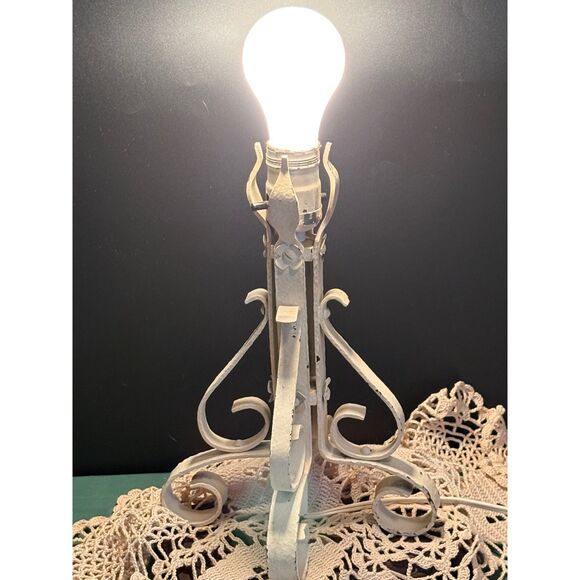 Vintage Wrought Iron Metal Table Lamp White Farmhouse - Picture 3 of 8